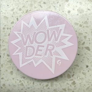Glossier Wowder